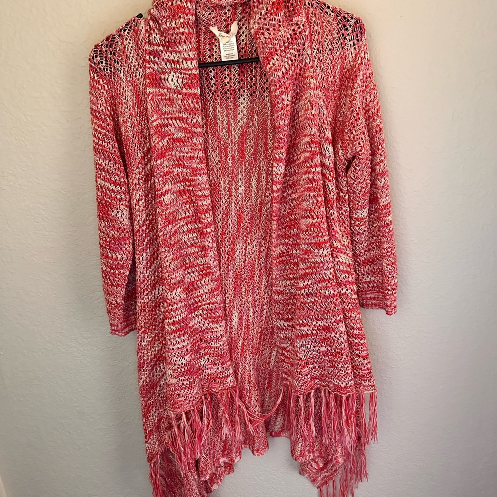 Lightweight poncho style topper. Has sleeves. Size L